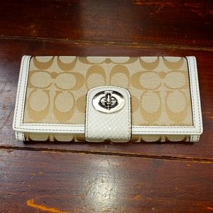 Coach wallet